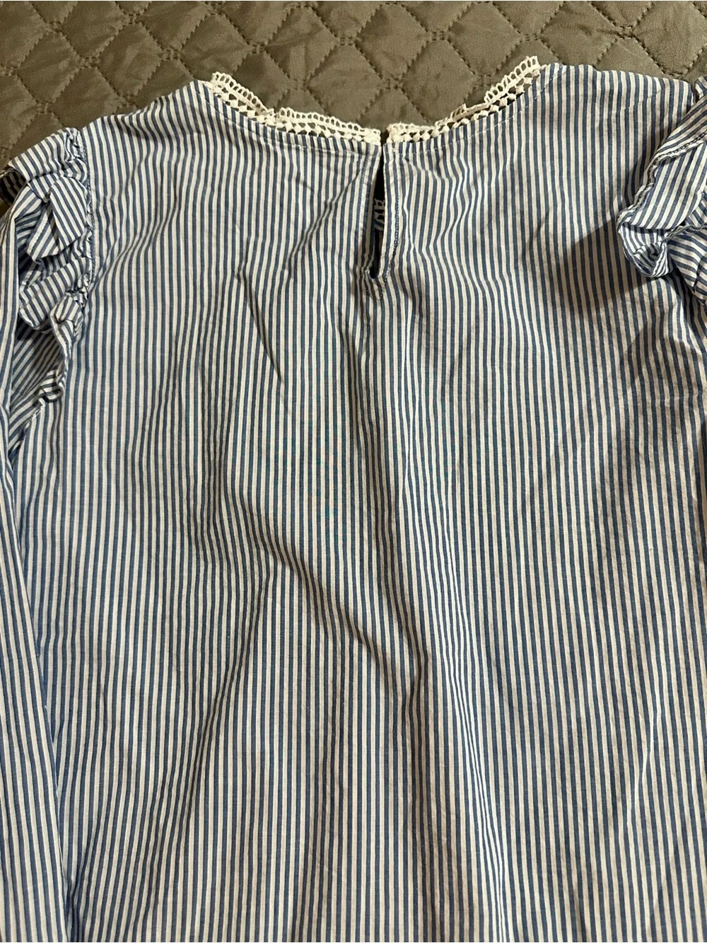 J Crew 100% Cotton Blue & White Stripe Ruffled Long-Sleeve Top Size Small
